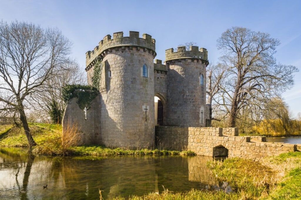 whittington-castle-shropshire-england jpg
